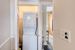 Historic Brookfield Farm Home ~ 14 Mi to Milwaukee