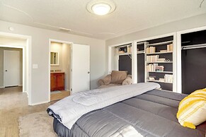 Updated Buffalo Springs House on the Lake!