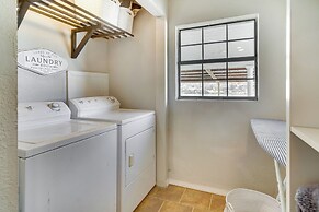 Updated Buffalo Springs House on the Lake!