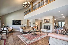 Luxury San Antonio Retreat: 110-acre Private Ranch