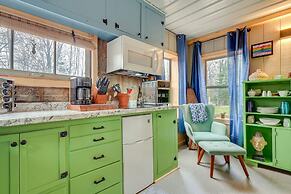 Bright Gladwin Cottage w/ Deck & Kayaks!