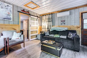 Bright Gladwin Cottage w/ Deck & Kayaks!