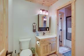 Panoramic Mountain-view Retreat w/ Hot Tub + Deck!