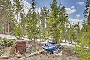 Panoramic Mountain-view Retreat w/ Hot Tub + Deck!