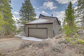 Panoramic Mountain-view Retreat w/ Hot Tub + Deck!