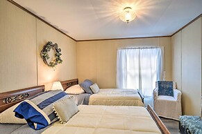 Woodland Retreat: Near Trails, Golf & Wineries!