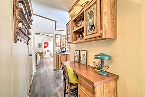 Woodland Retreat: Near Trails, Golf & Wineries!