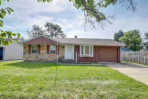 Glendale Heights Home With Office and Backyard!