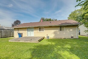 Glendale Heights Home With Office and Backyard!