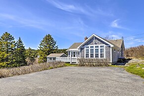 Charming Ocean-view Cottage By Cutler Harbor