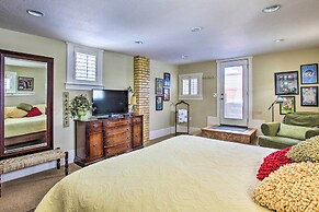 Walkable Downtown Logan Apartment w/ Rooftop Deck