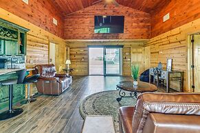 Rustic California Vacation Rental w/ Rooftop Patio