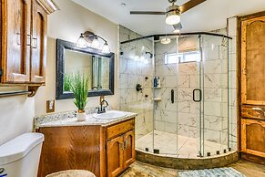 Rustic California Vacation Rental w/ Rooftop Patio