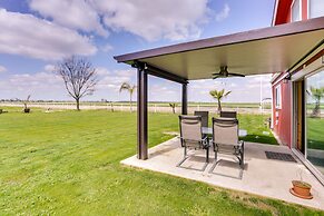 Rustic California Vacation Rental w/ Rooftop Patio