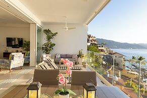 Puerto Vallarta Resort Condo, On-site Beach Access