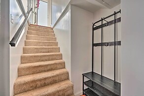 3 Mi to Olde Town Arvada: Modern Duplex w/ Patio!