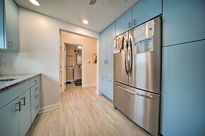 1 Mi to Presque Isle: Waterfront Lake Erie Cottage