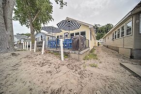 1 Mi to Presque Isle: Waterfront Lake Erie Cottage