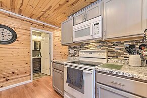 Lovely Elmira Cabin w/ Deck, 18 Mi to Gaylord