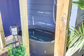 Hot Tub & Fire Pit: Chic Asheville Oasis