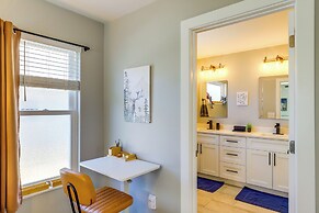 Hot Tub & Fire Pit: Chic Asheville Oasis