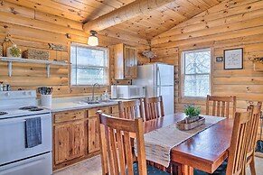 Cabin Retreat on Table Rock Lake w/ Fire Pit!