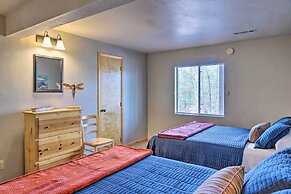 Cabin Retreat on Table Rock Lake w/ Fire Pit!