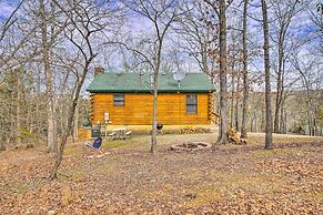 Cabin Retreat on Table Rock Lake w/ Fire Pit!