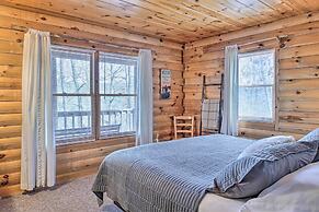 Cabin Retreat on Table Rock Lake w/ Fire Pit!