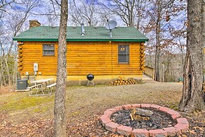 Cabin Retreat on Table Rock Lake w/ Fire Pit!