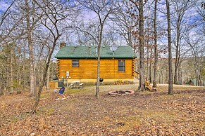 Cabin Retreat on Table Rock Lake w/ Fire Pit!