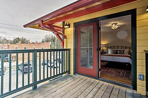 Walk to Dining: Saluda Main Street Retreat!