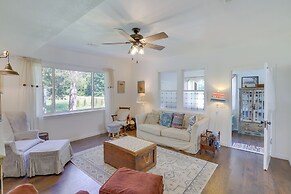 South Haven Farmhouse w/ Fire Pit, 4 Mi to Beach!