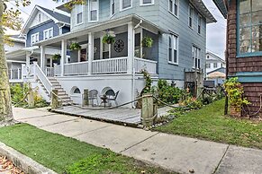 Cozy Ventnor Getaway: Walk to Public Beach!