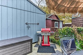 Cozy Ventnor Getaway: Walk to Public Beach!