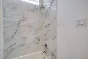 Inviting H-town Home Near Shops & Golf Courses!