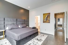 Inviting H-town Home Near Shops & Golf Courses!