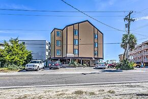 Beach Lovers' Haven: Oceanfront Condo w/ Pool!