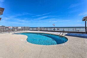Beach Lovers' Haven: Oceanfront Condo w/ Pool!