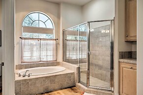 Hot Tub & Mtn Views: Peaceful Columbia Retreat!