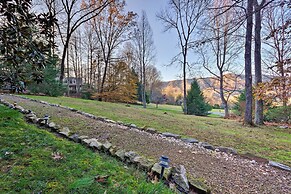 Quaint Apt ~ 5 Miles to Appalachian Trail & Lake!