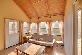 Peaceful Reliance Cabin w/ Deck on Hiwassee River!