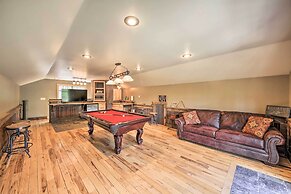 Waterfront Log Home w/ 95 Acres on Yaak River