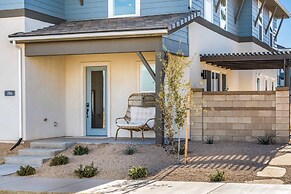 No Bad Days 5 Bedroom Townhouse