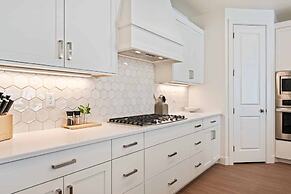 Sixteen Sandals 4 Bedroom Townhouse