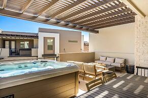 Sixteen Sandals 4 Bedroom Townhouse