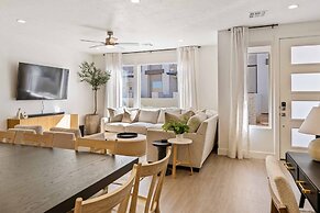 Sixteen Sandals 4 Bedroom Townhouse