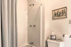 Private Home w/ Hot Tub Near Jay Peak Slopes
