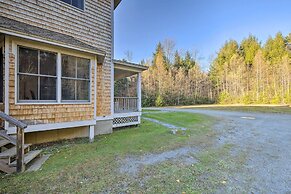 Private Home w/ Hot Tub Near Jay Peak Slopes