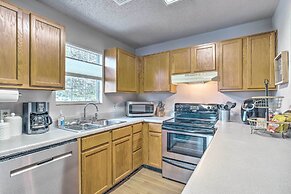 Pottsboro Home w/ Fire Pit < 1 Mi to Lake Texoma!